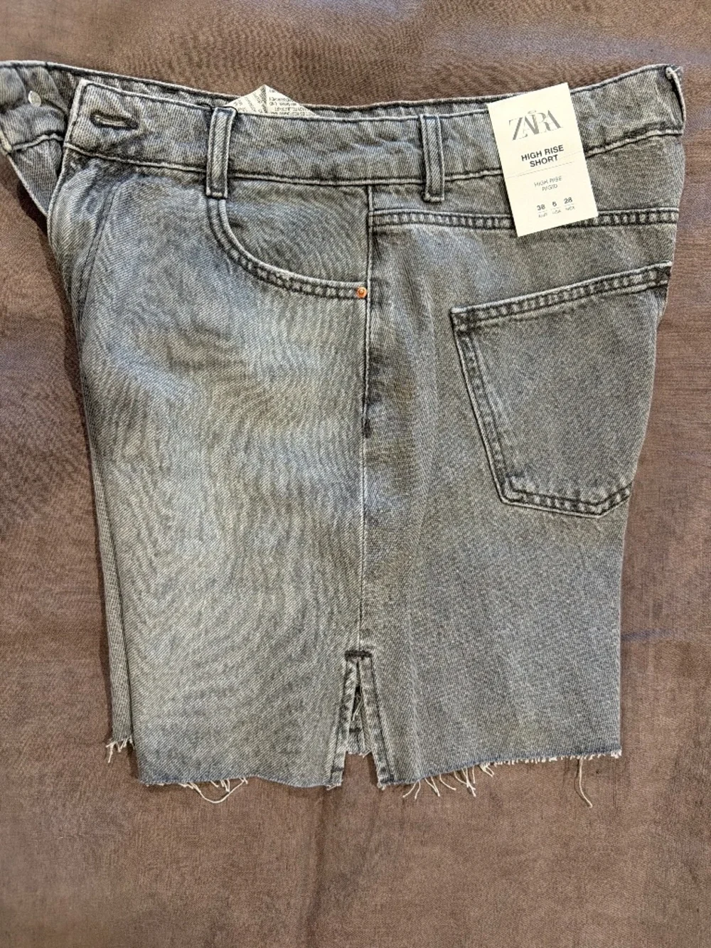 Zara High Rise Gray Denim Shorts Size 6 NWT